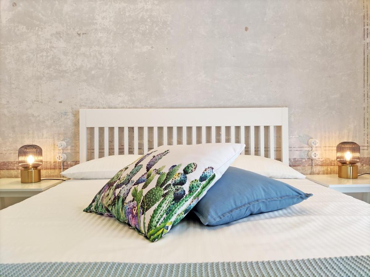 Bassi77 - Rooms & Apartments تراباني المظهر الخارجي الصورة
