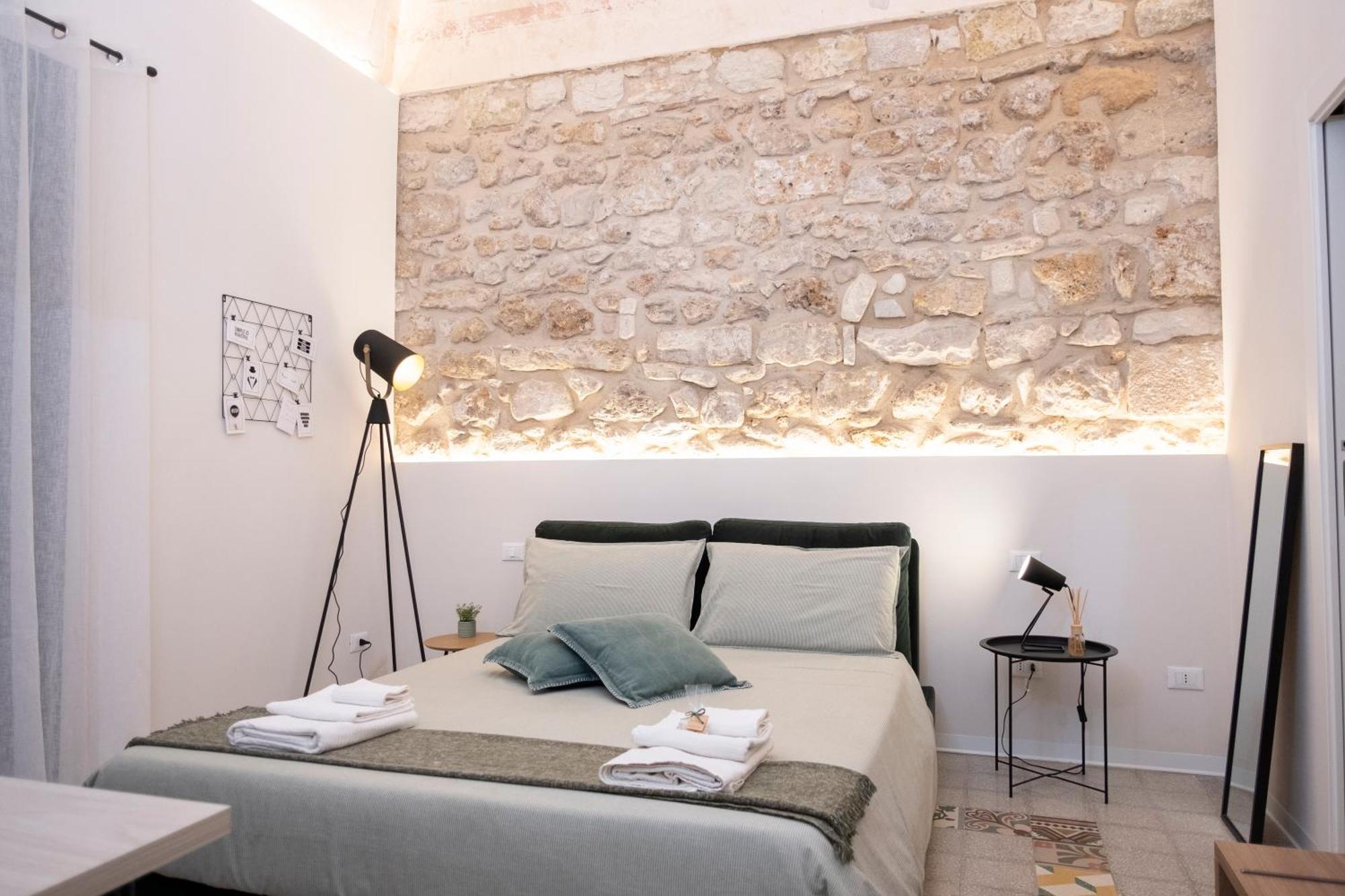 Bassi77 - Rooms & Apartments تراباني المظهر الخارجي الصورة